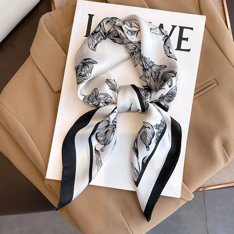 Scarf Silk Square - Foulard Carré à Imprimé Floral de